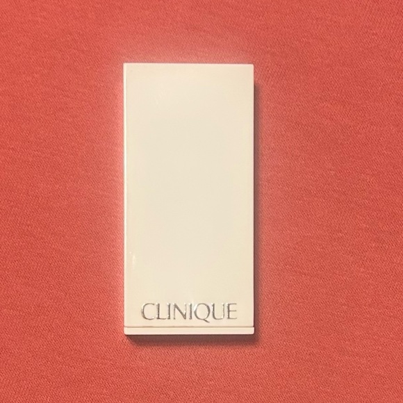 CLINIQUE Strawberry Fudge All About Shadow Duo (14) - Picture 2 of 3